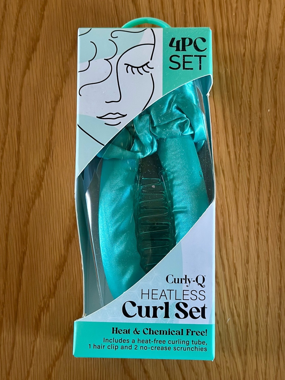 NIB Curly-Q Heatless Curl Set - 4 PC SET